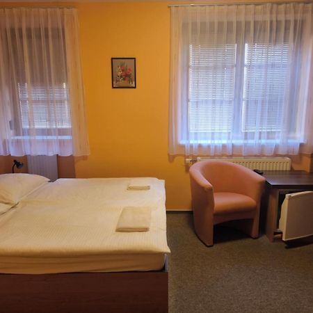 Pension Euro Mikulov Kültér fotó
